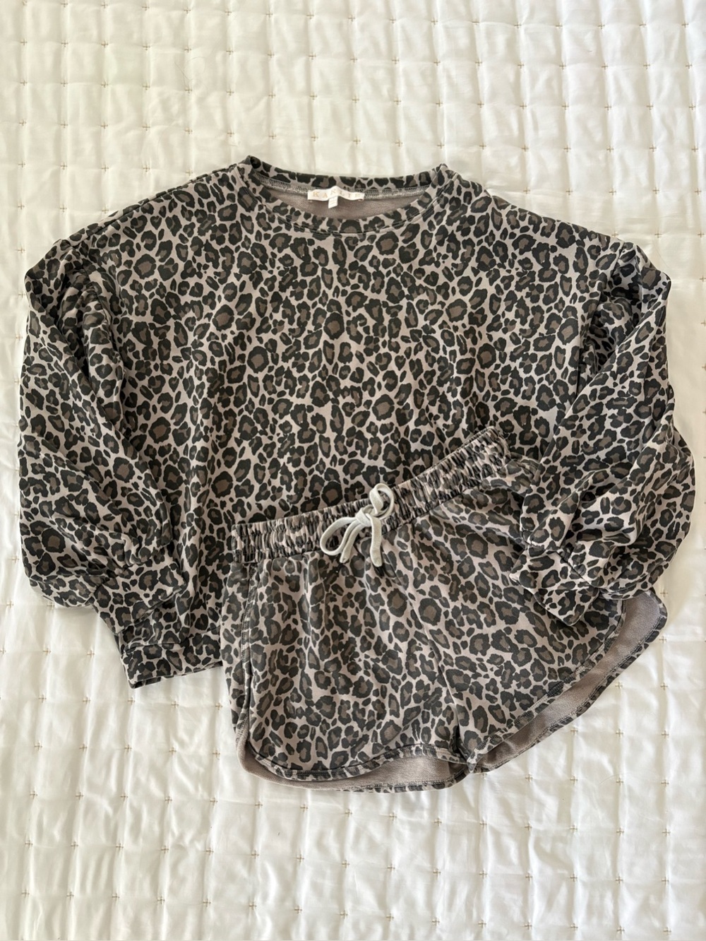 Karlie Leopard Print Puff Sleeve Sweatshirt & Shorts Loungewear Set